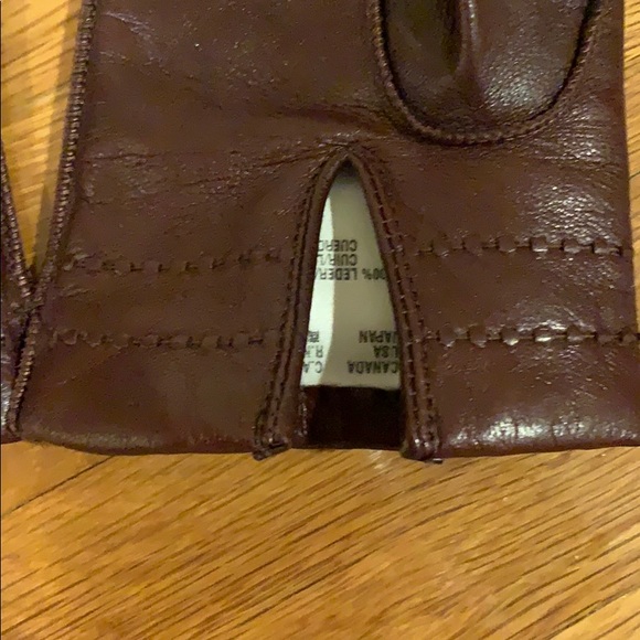 COPY - EScada Leather Gloves - Picture 4 of 8